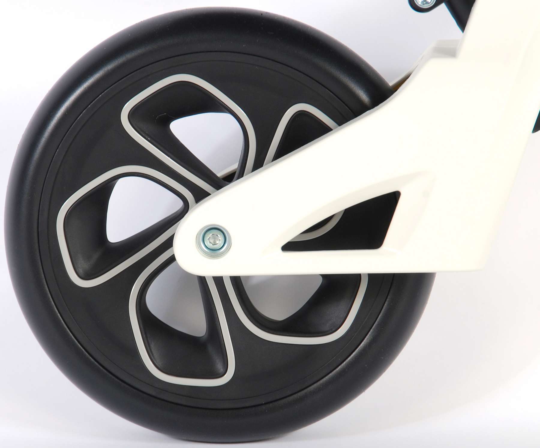 q play tech balance bike